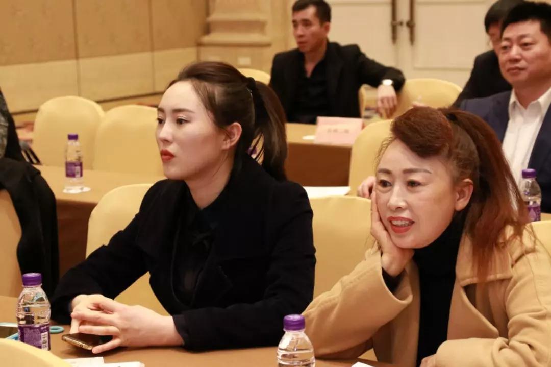 熱烈慶祝“變革創(chuàng)新 揚(yáng)帆未來(lái)”北京中成康富2019年合伙人年會(huì)勝利召開(kāi)